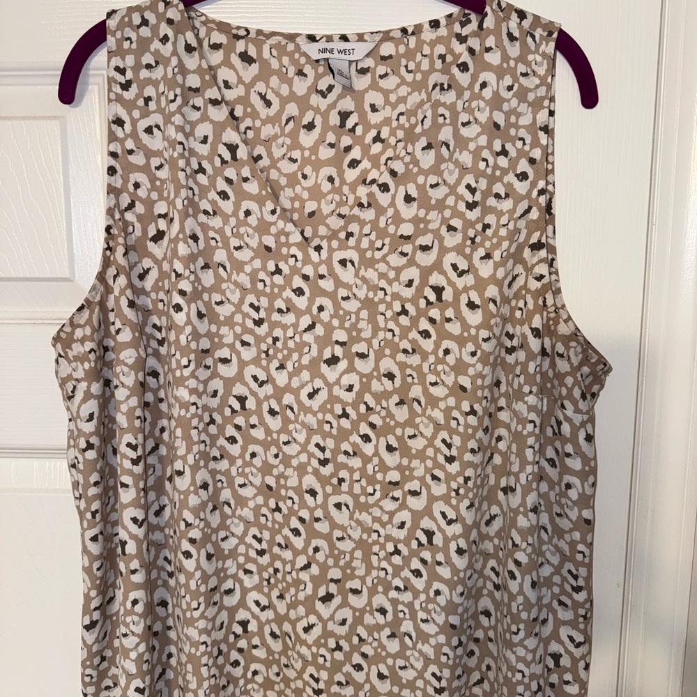 Nine West Women's Animal Print Sleeveless Blouse - Brown and White